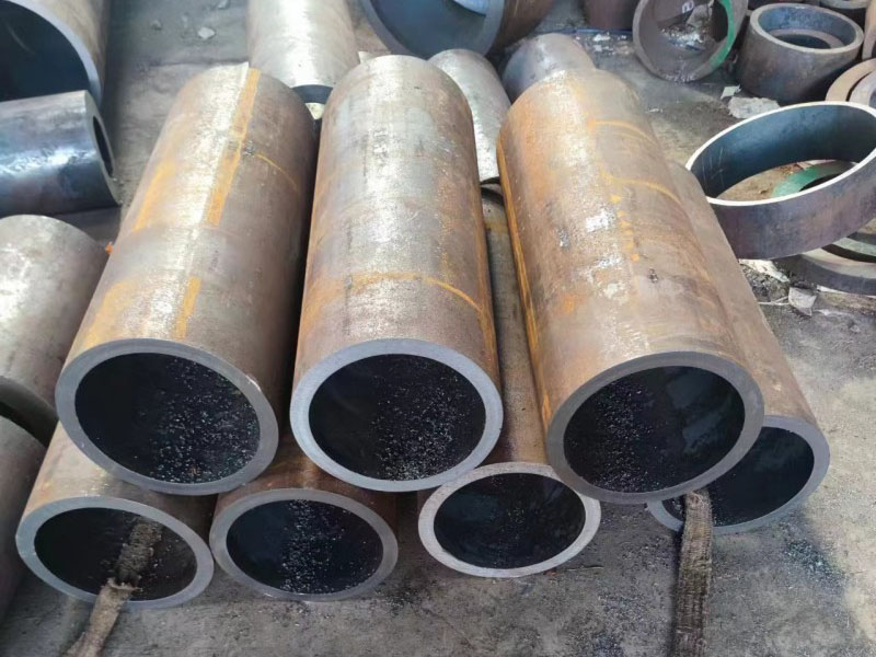 新巴尔虎右12Cr1MovG无缝钢管切割